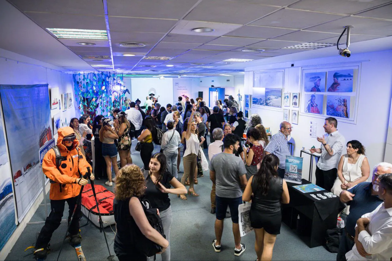 photo_4997223247111719744_y