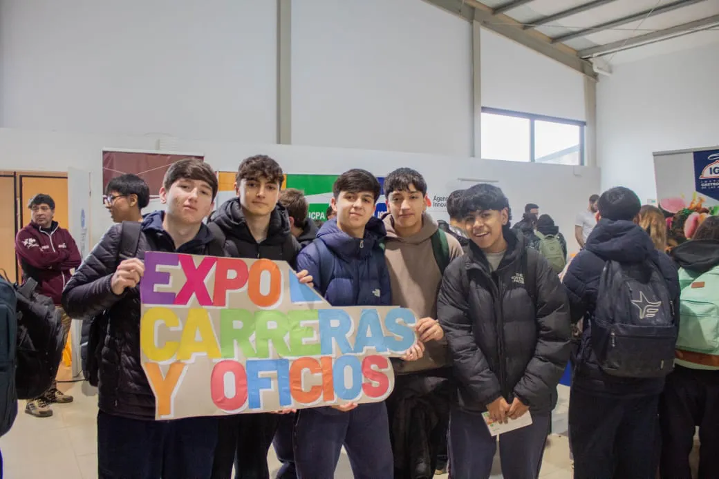 photo_5008534833755959943_y