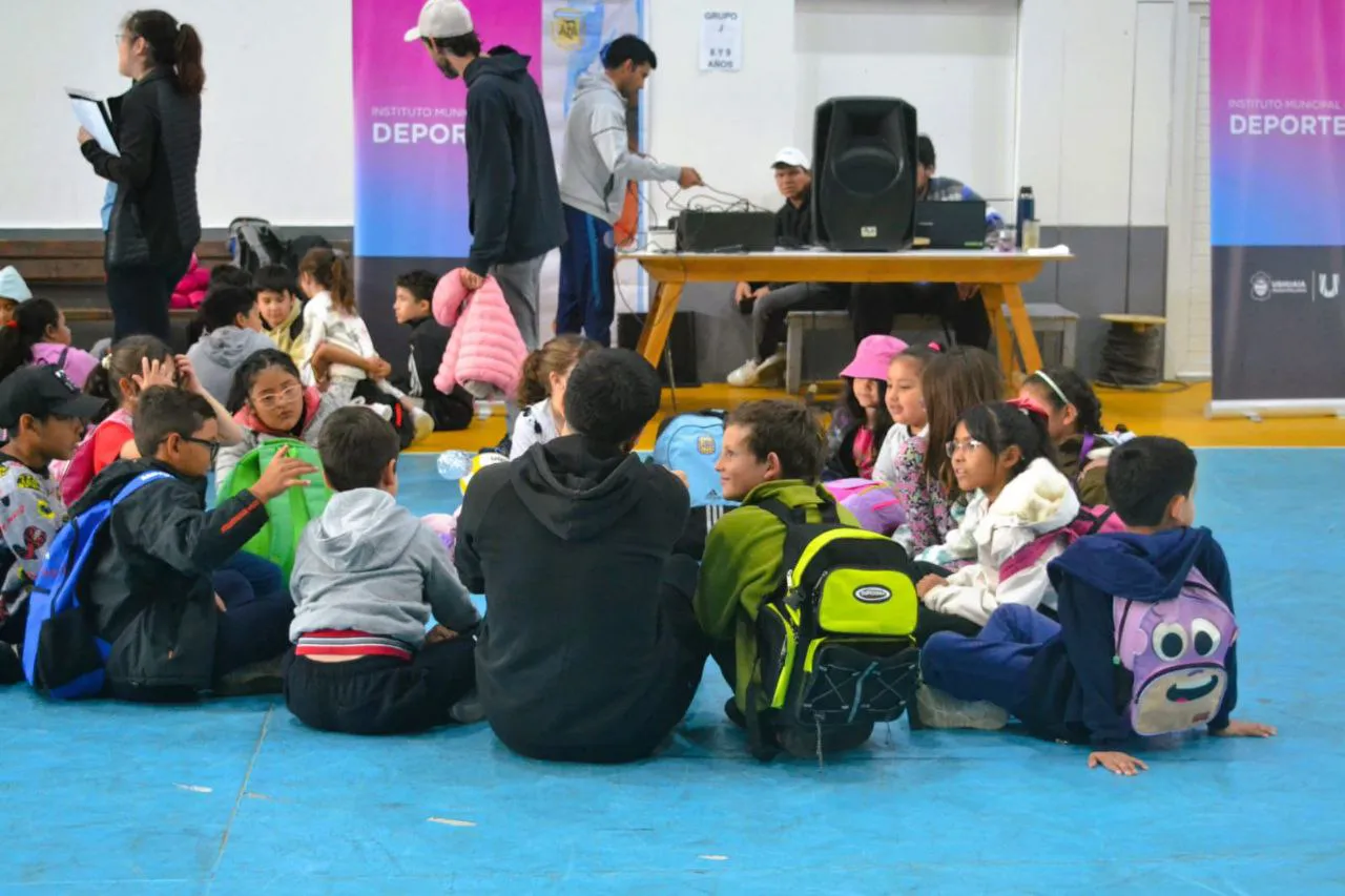 photo_4913658675474837154_y