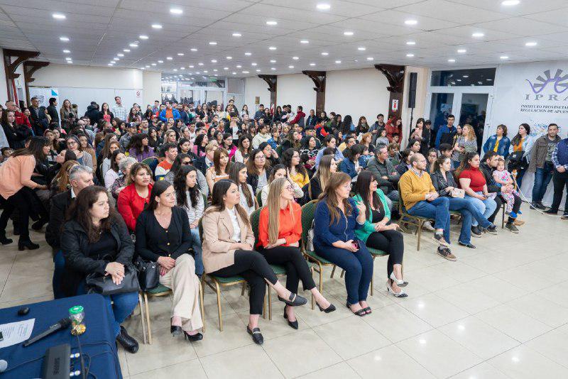 64d19a1c-26a0-4187-a255-ec4e4820b95e