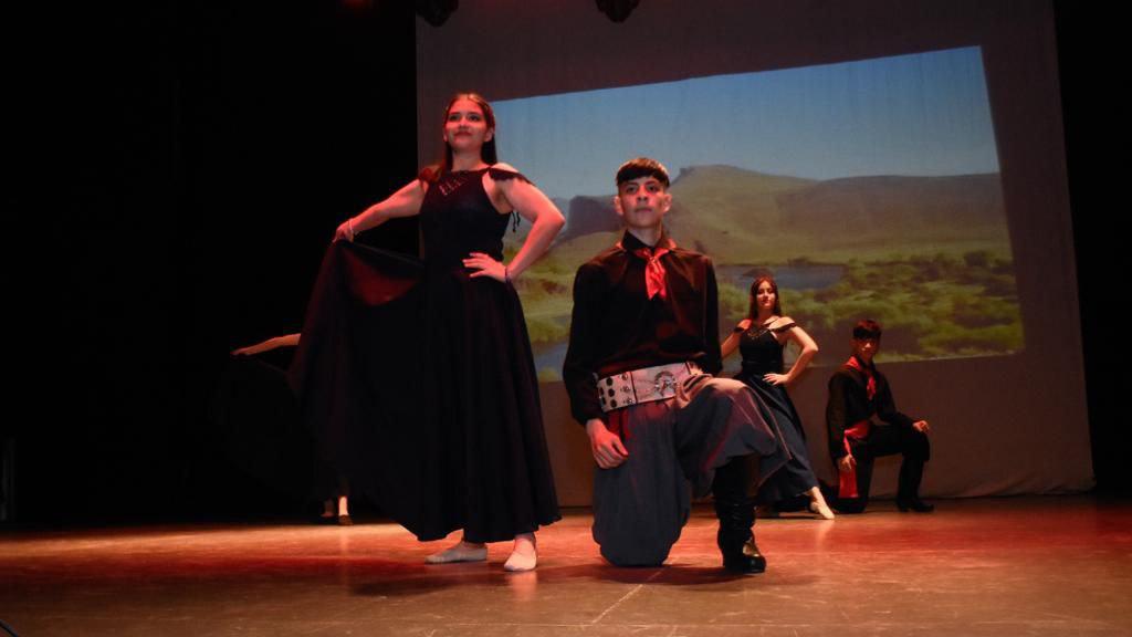 photo_5087340950992300899_y