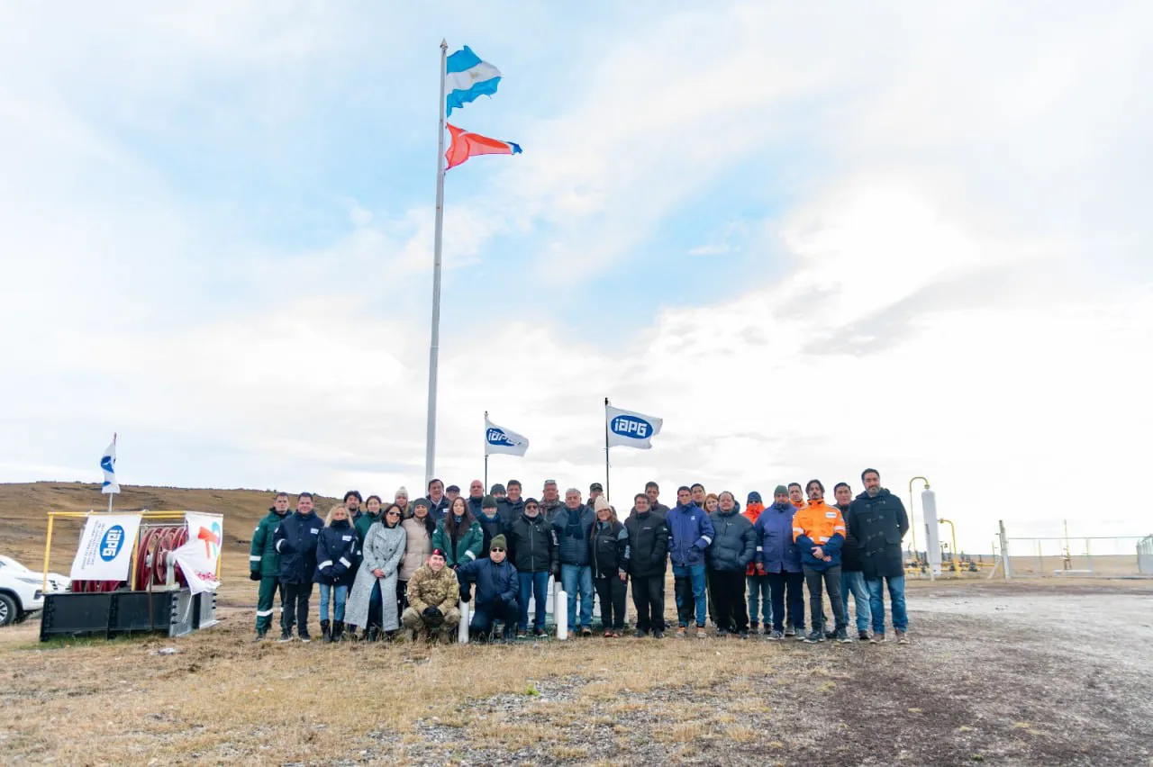 photo_5085121049900724501_y