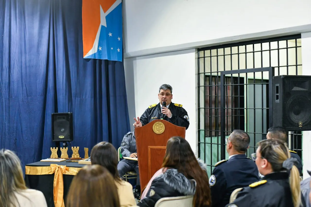 photo_5073630543508868609_y