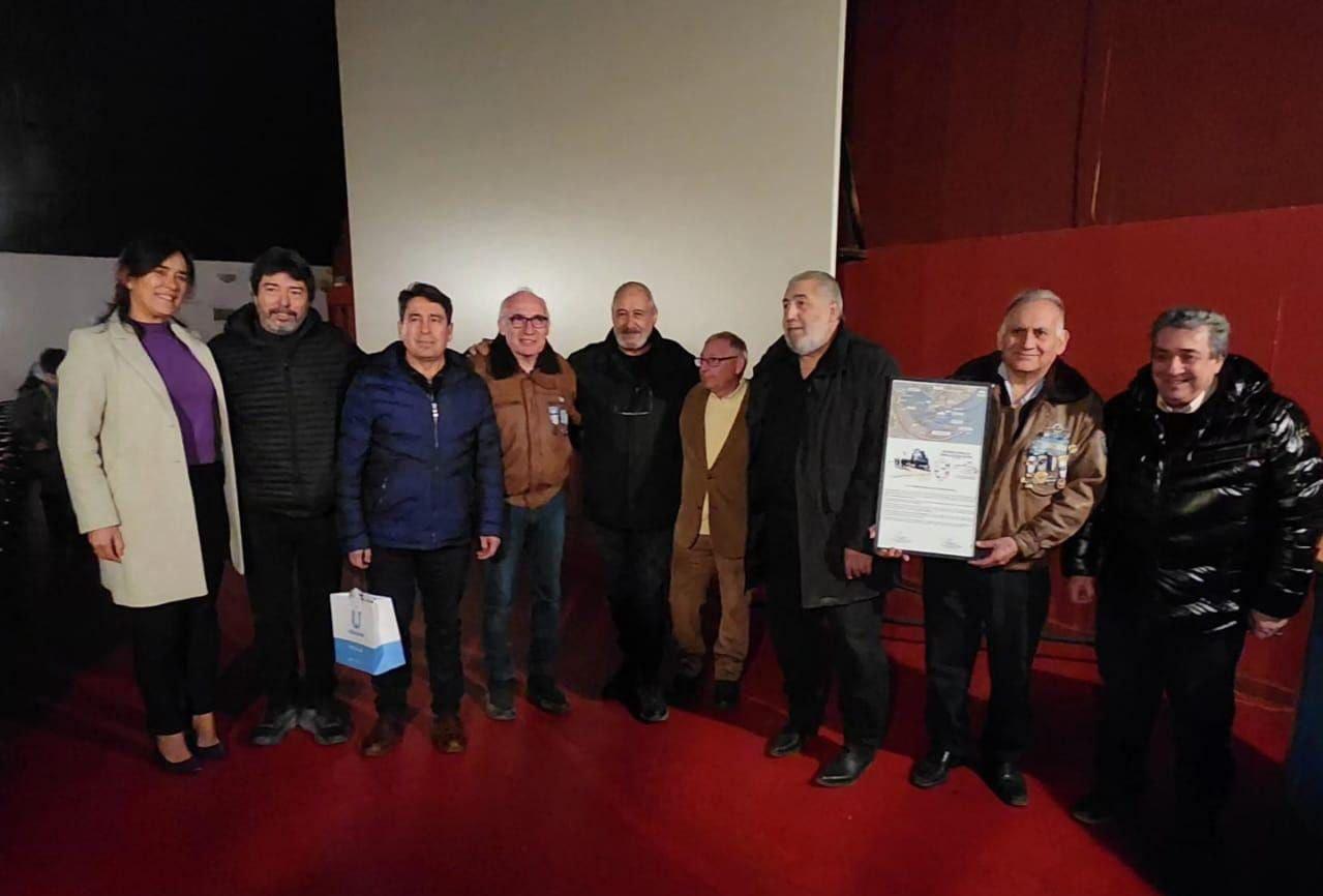 photo_4933923147221150769_y (1)