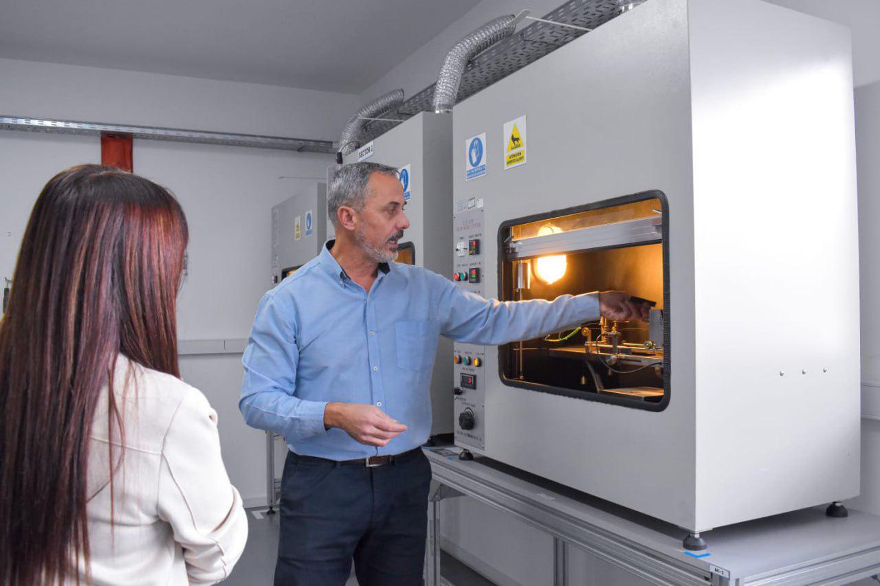 photo_5001479203216010188_y