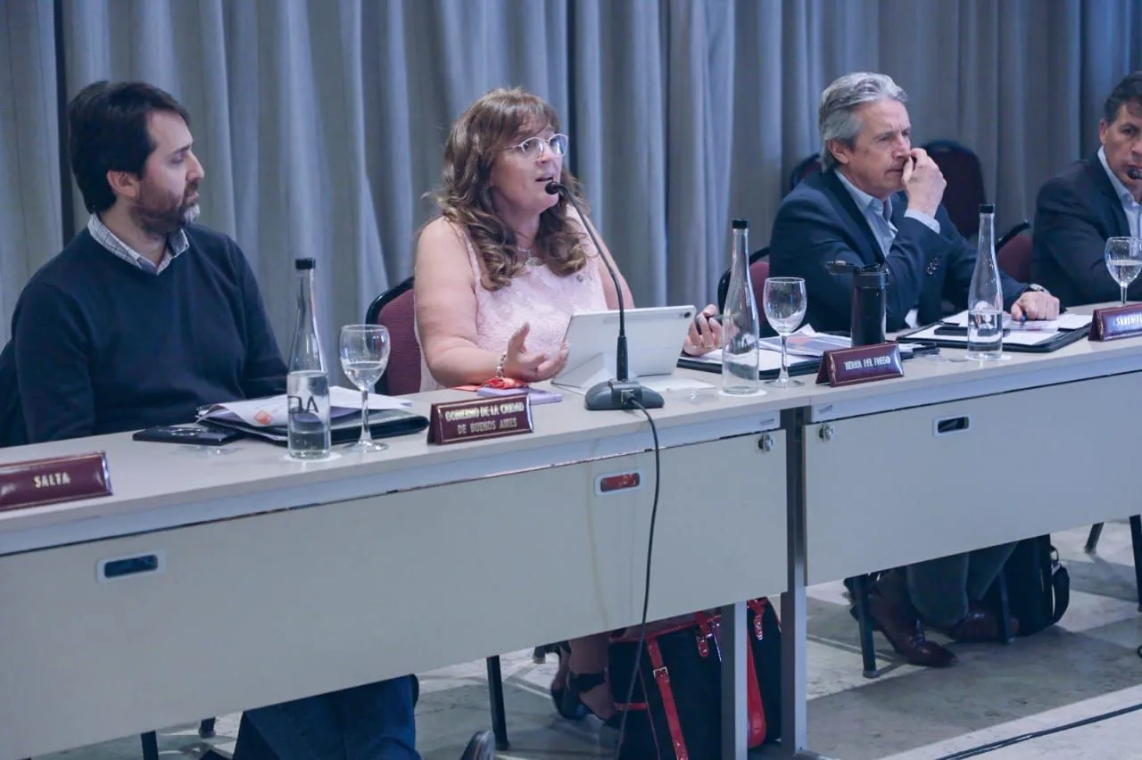 photo_4907113707956448980_y