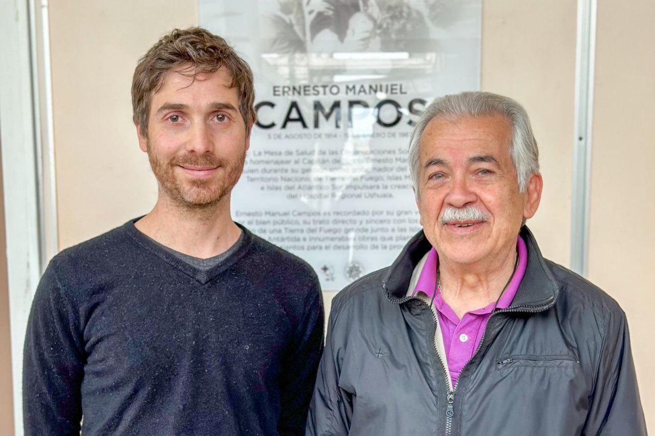 photo_5172739705589050575_y