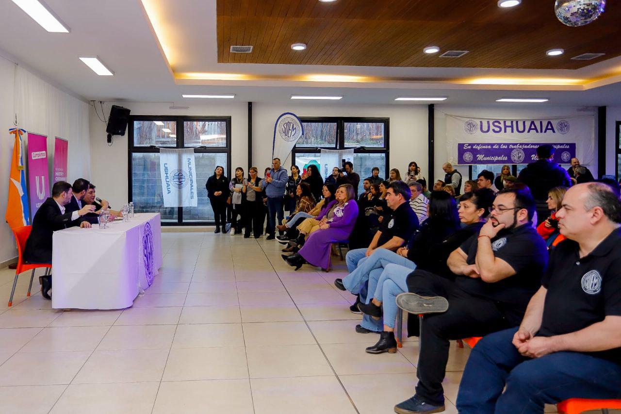 photo_4979174278406712837_y