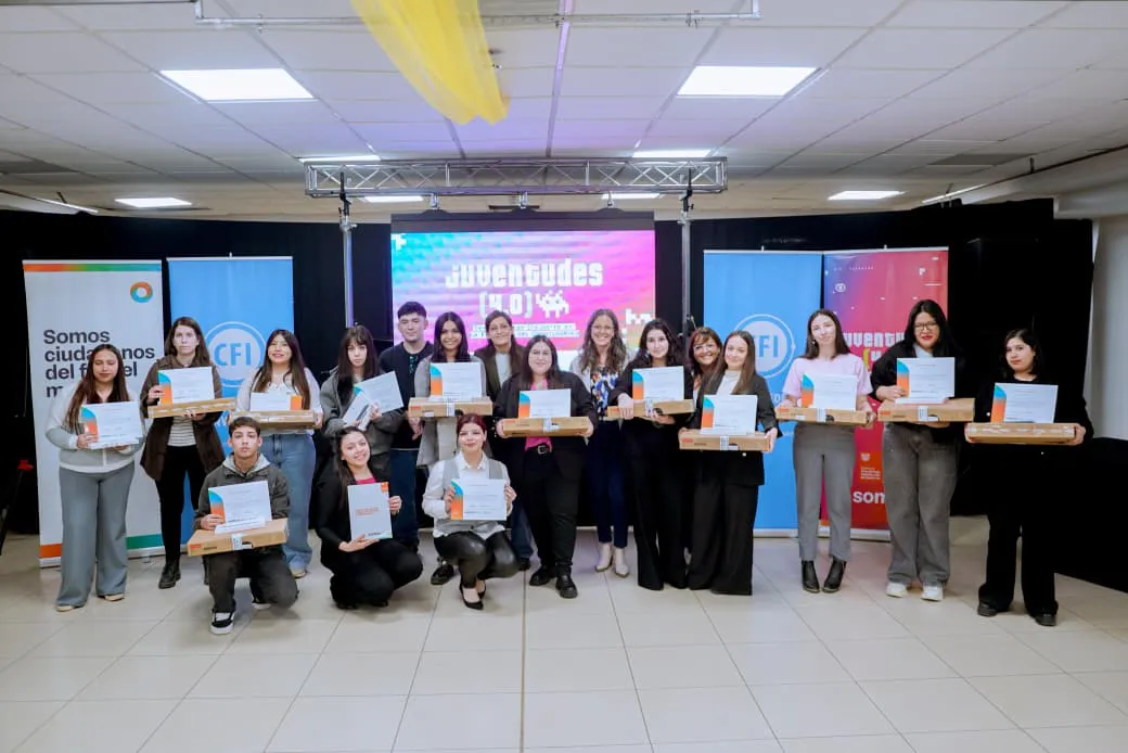 photo_5102592452878600993_y