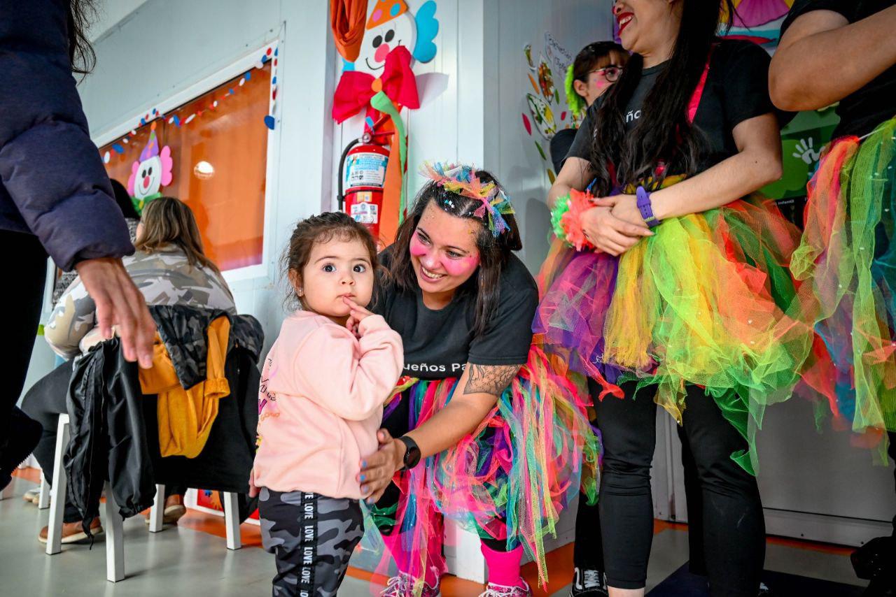 photo_5084576022845828558_y