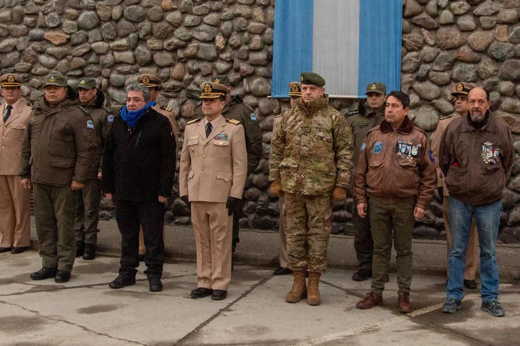 photo_4940746669138488245_y