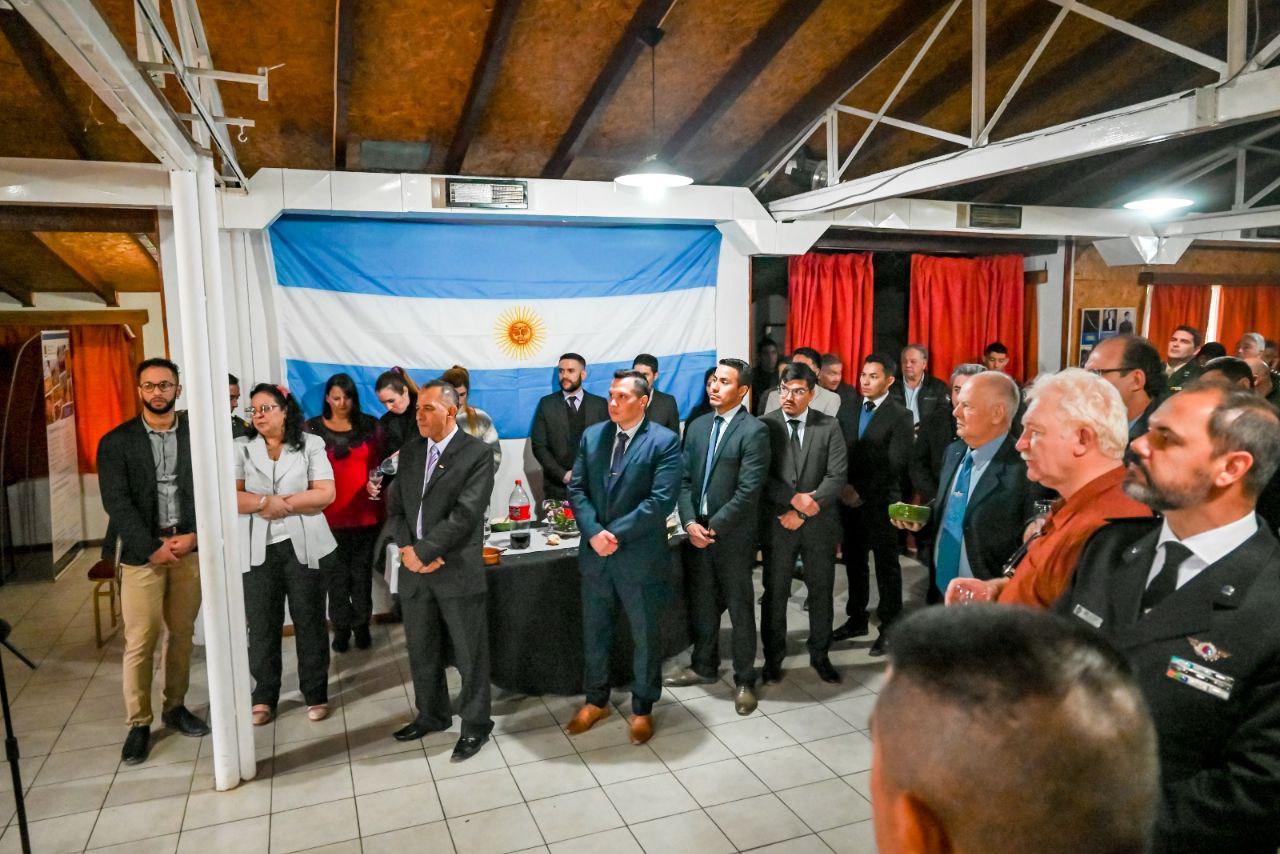 photo_5031063625145625871_y (1)