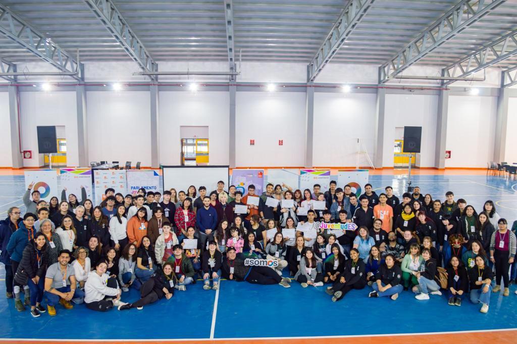 photo_5154899523837995870_y