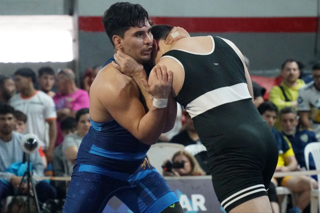 photo_5055728625894141987_y