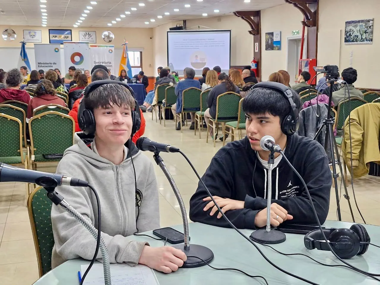 photo_4976490503671057221_y