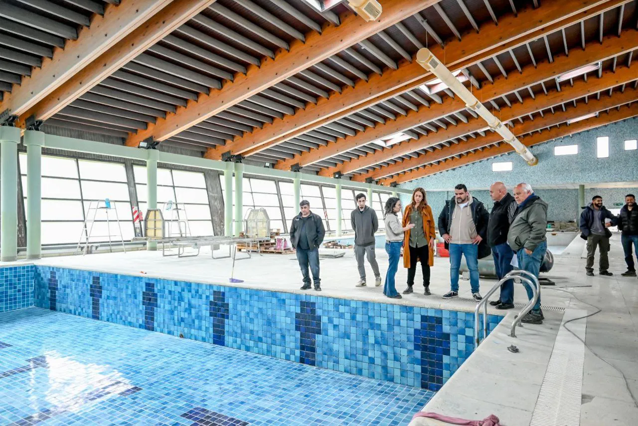 photo_5078235272432430782_y