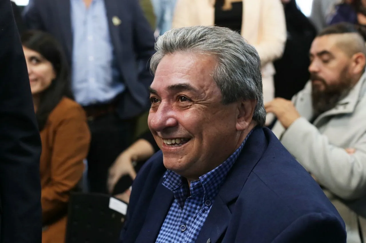 photo_5055726809122975329_y