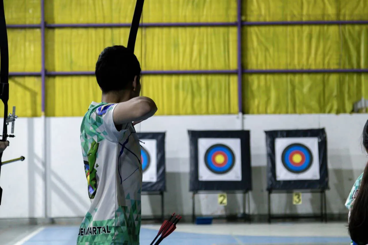 photo_5075748370407689042_y