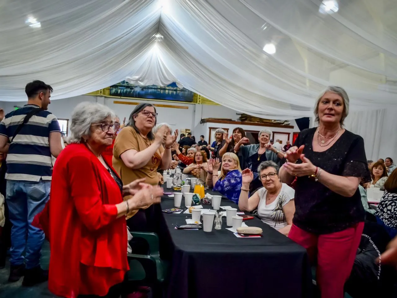 photo_5150426315399212282_y