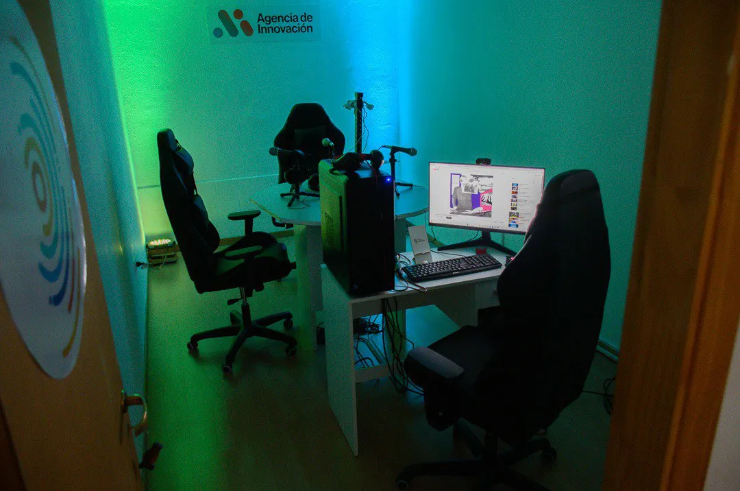 photo_5114312400718376940_y