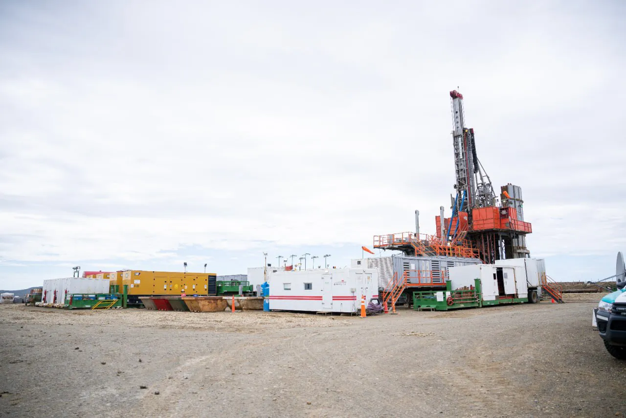 photo_5076067838665100192_y