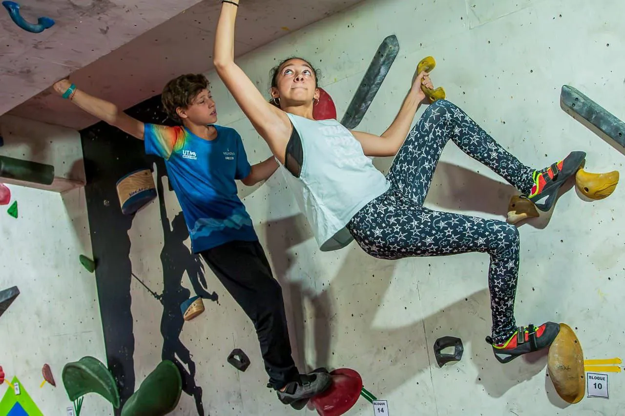 photo_5170385462215421553_y