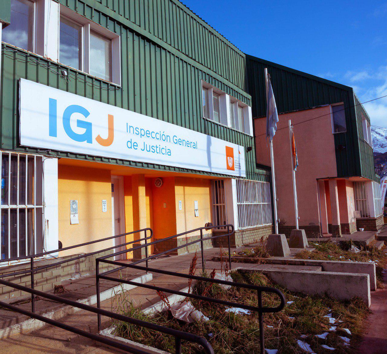 photo_4936254279375760318_y