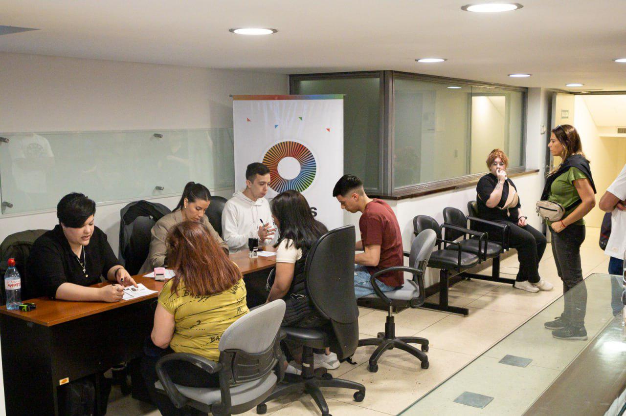 photo_5021687939171724383_y