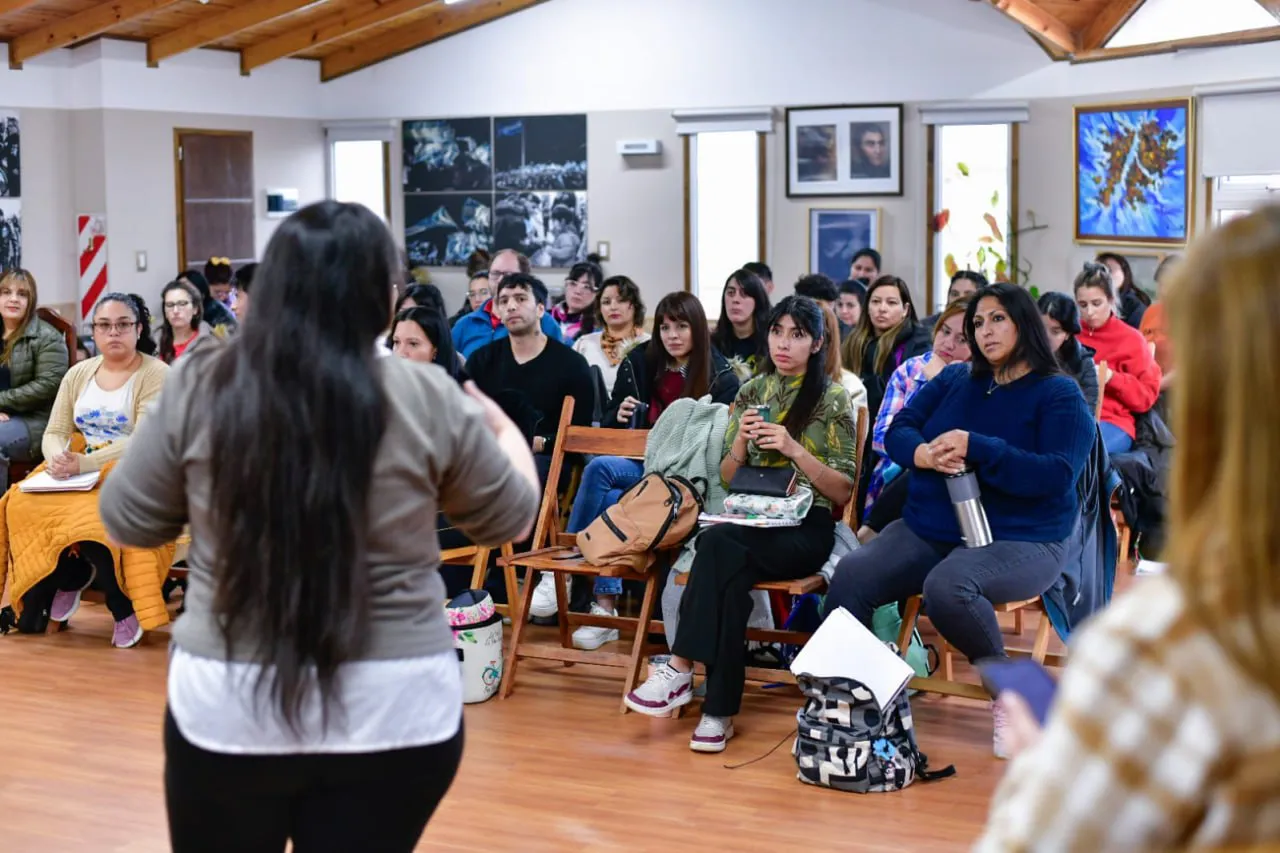 photo_5044112959856553157_y