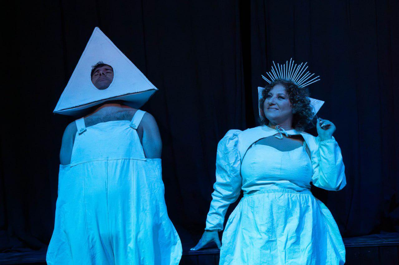 photo_5051048382851820768_y