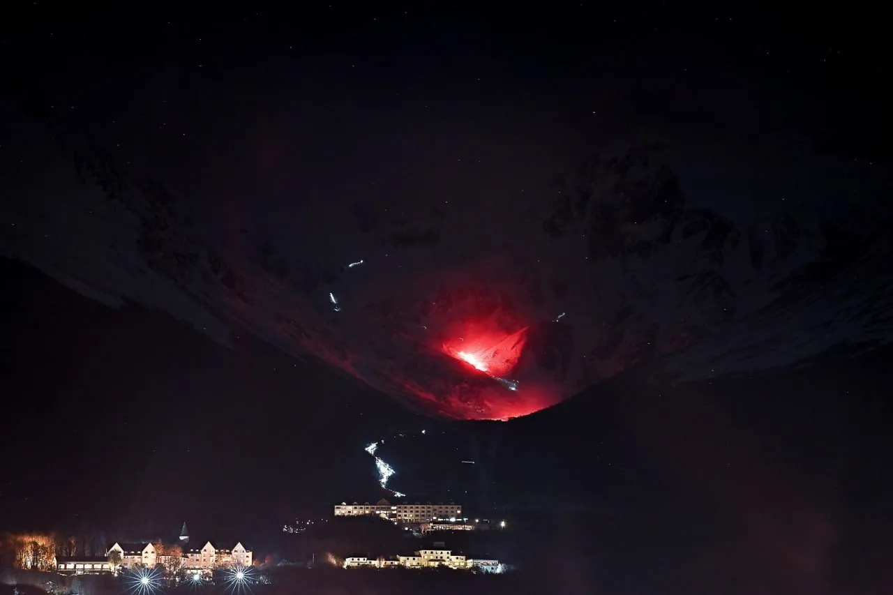 photo_4954442641240600437_y