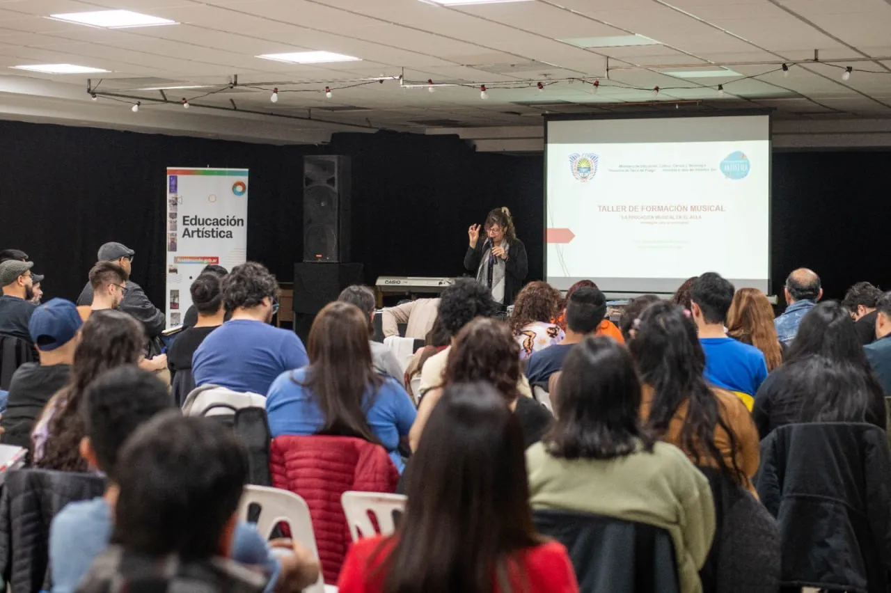 photo_5091755730699750217_y