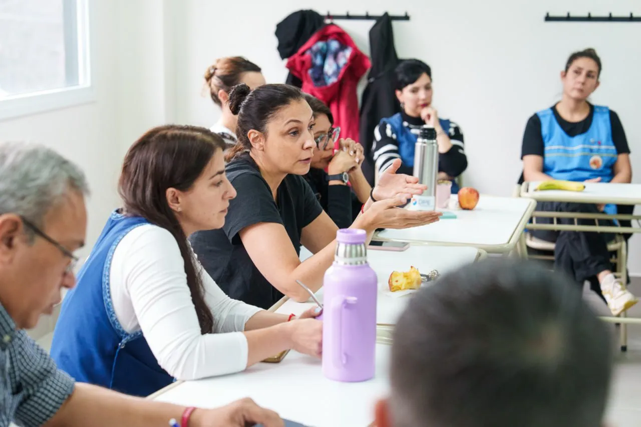 photo_5075965618439696223_y