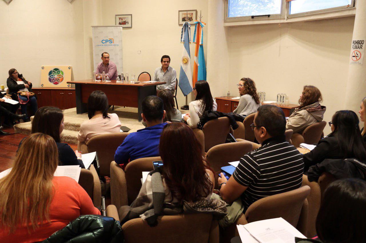 photo_5030751428267846810_y