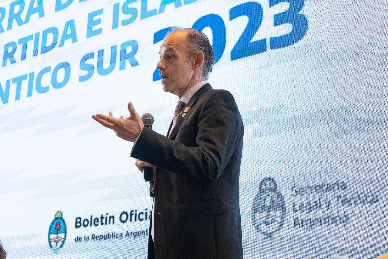 409ce2e6-ab73-4ce9-9f8d-aec0b5729713