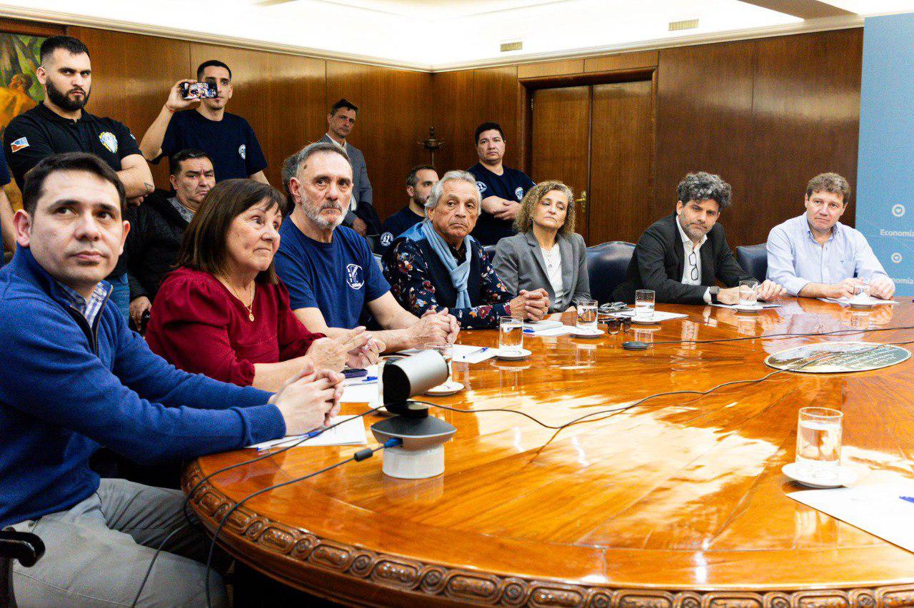 photo_4902461506755603491_y