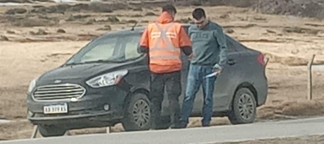 photo_4902396141648325365_y