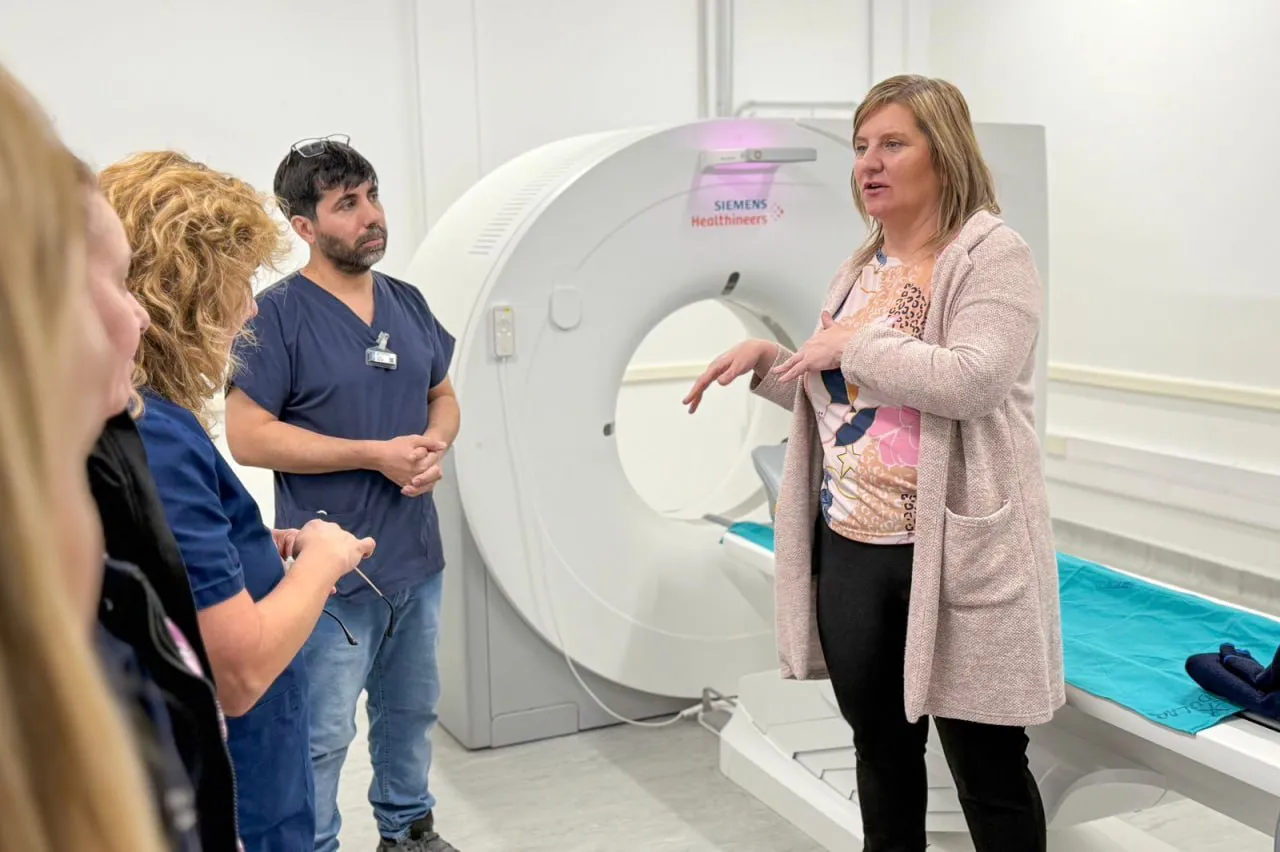 photo_5167927838978977322_y