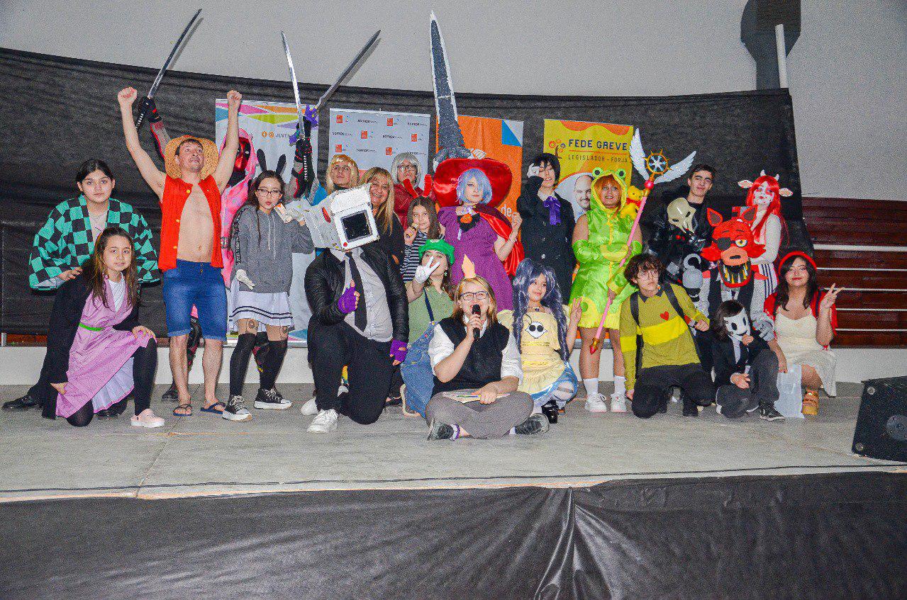 photo_4938512160863165341_y