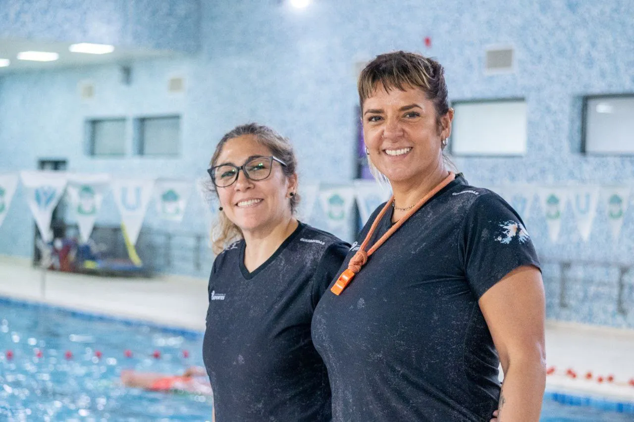 photo_5084922278814265050_y