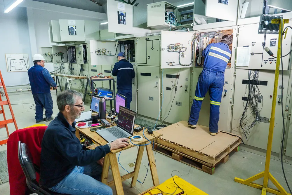 photo_4956637859155127481_w