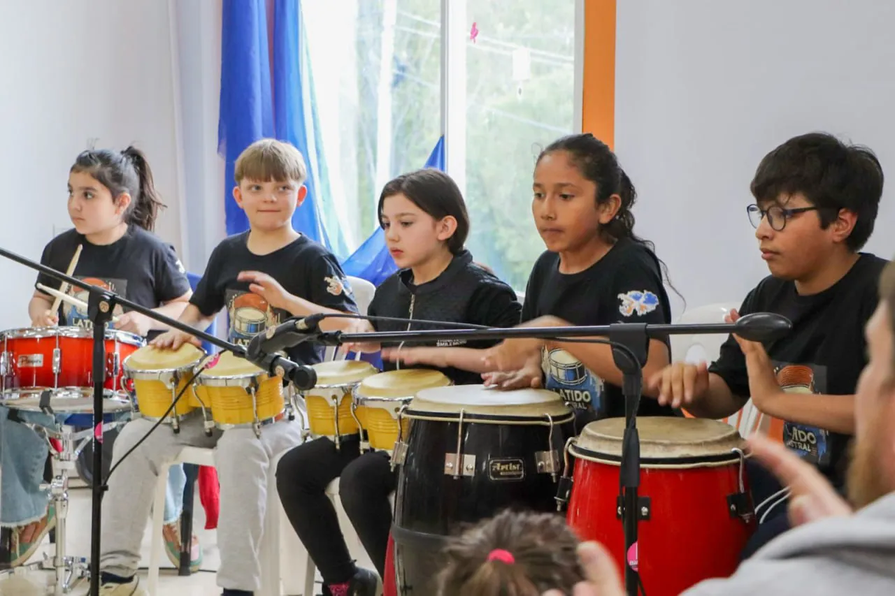 photo_4967843231261896534_y