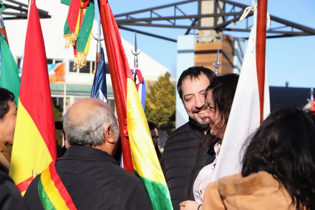 photo_5030645742007594714_y