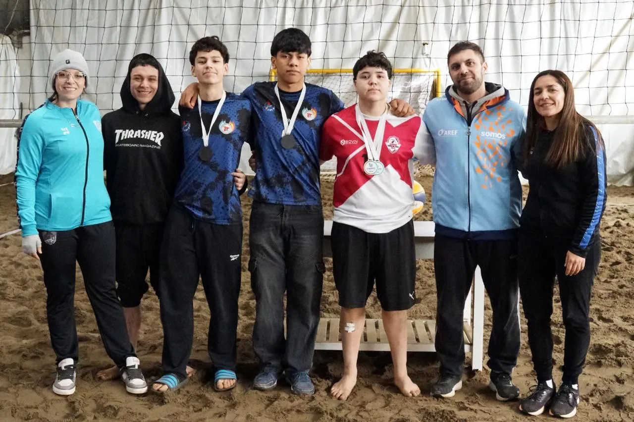 photo_5085023219139414800_y