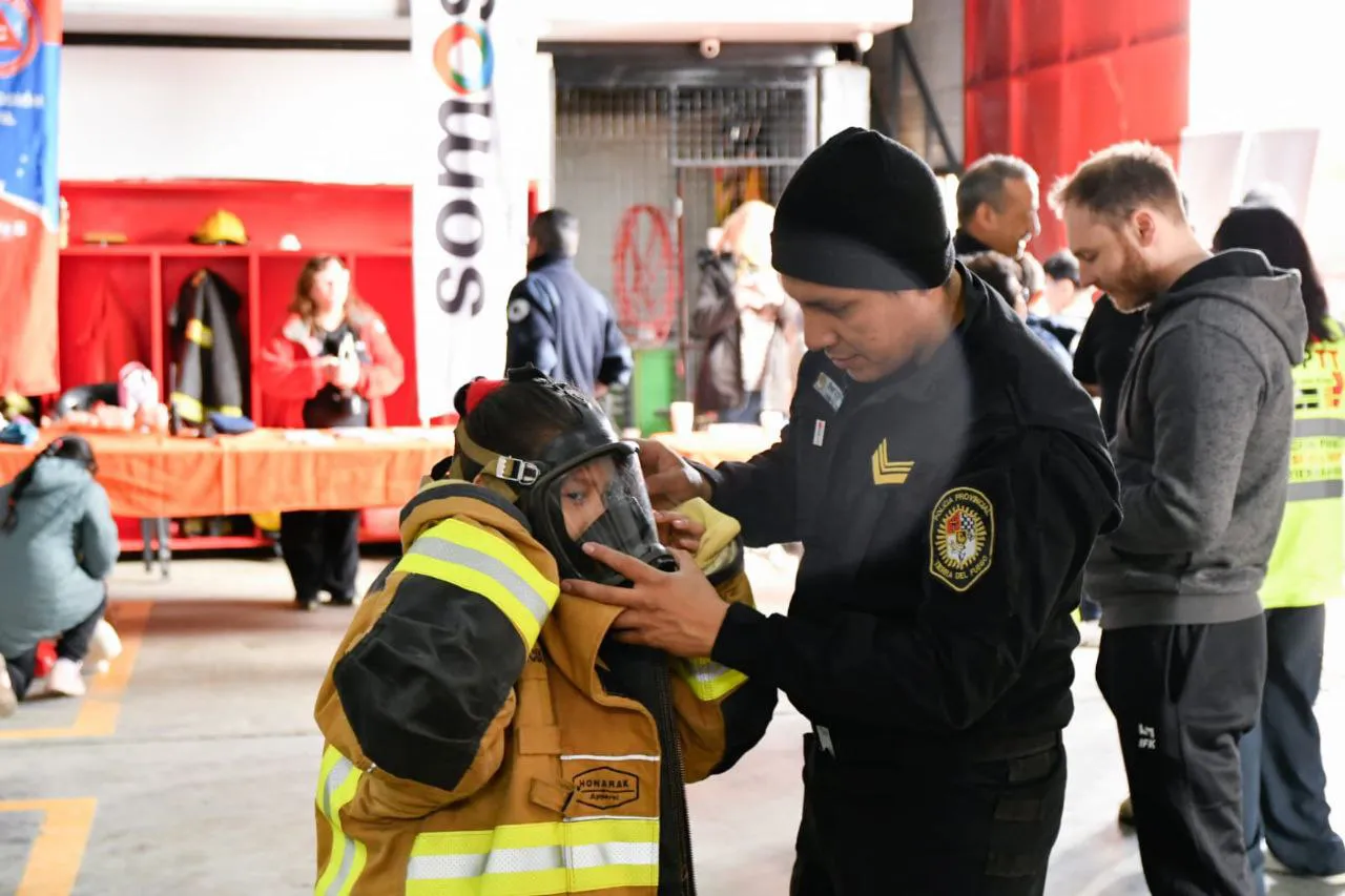 photo_4956618647770172210_y