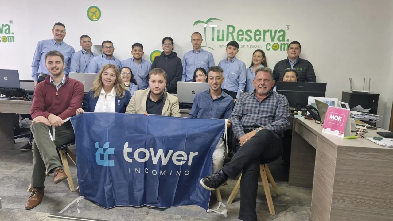 photo_5064429426476953519_y