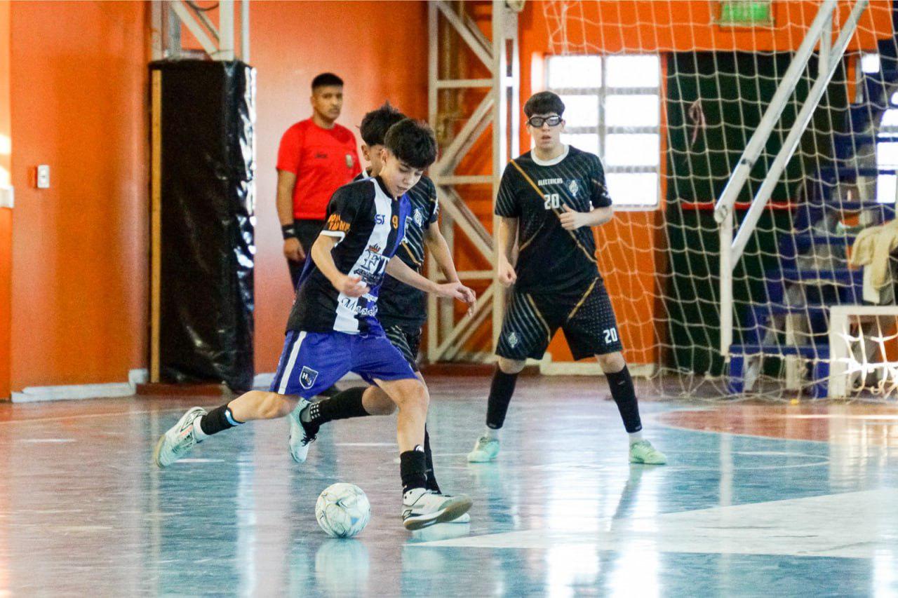 photo_5001368624988008016_y