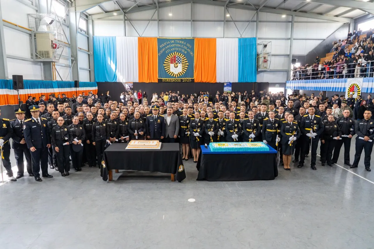 photo_5044340962494188393_y