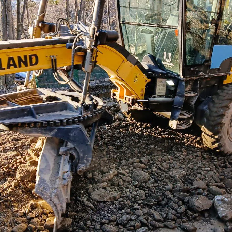 photo_4965519301767442435_y