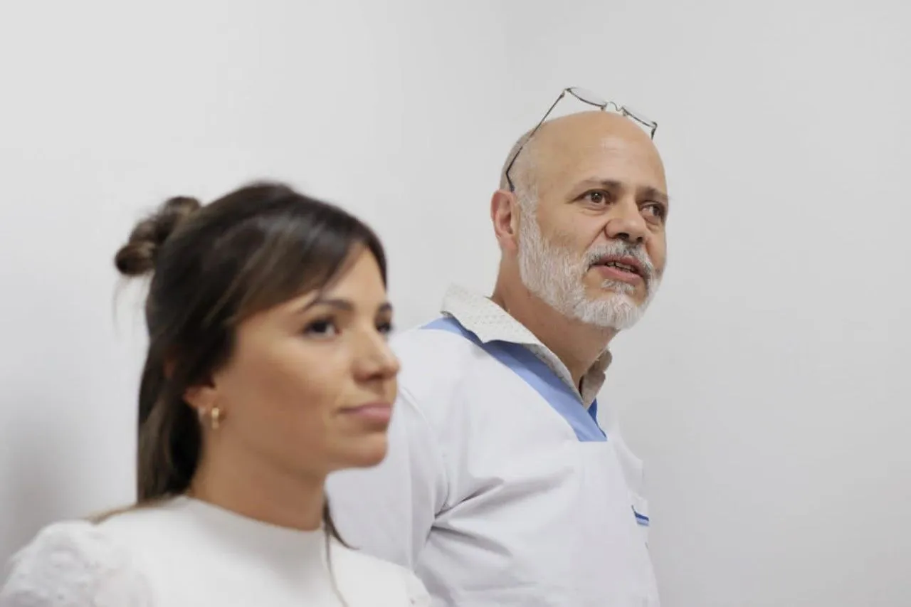 photo_5165934540361936754_y